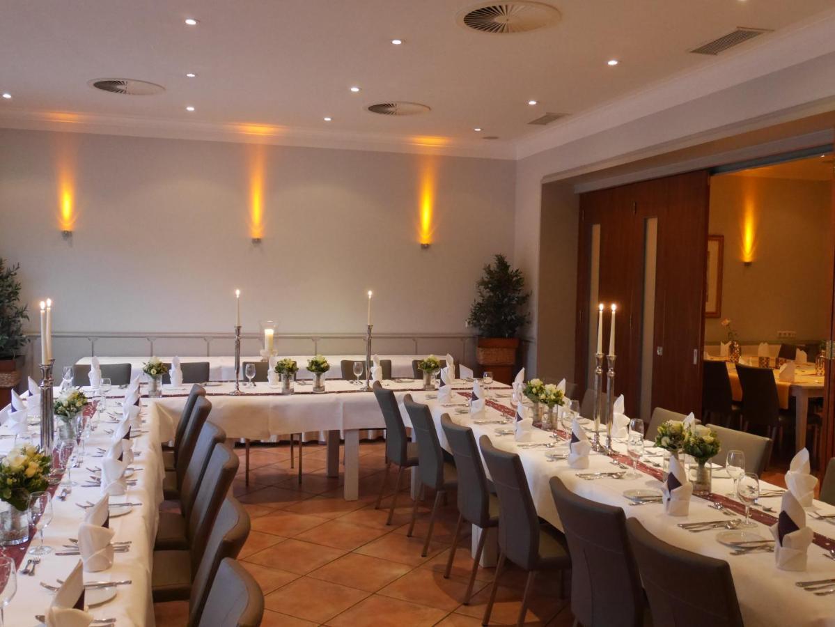 Hotel-Restaurant Grosse-Wilde Bottrop Bagian luar foto