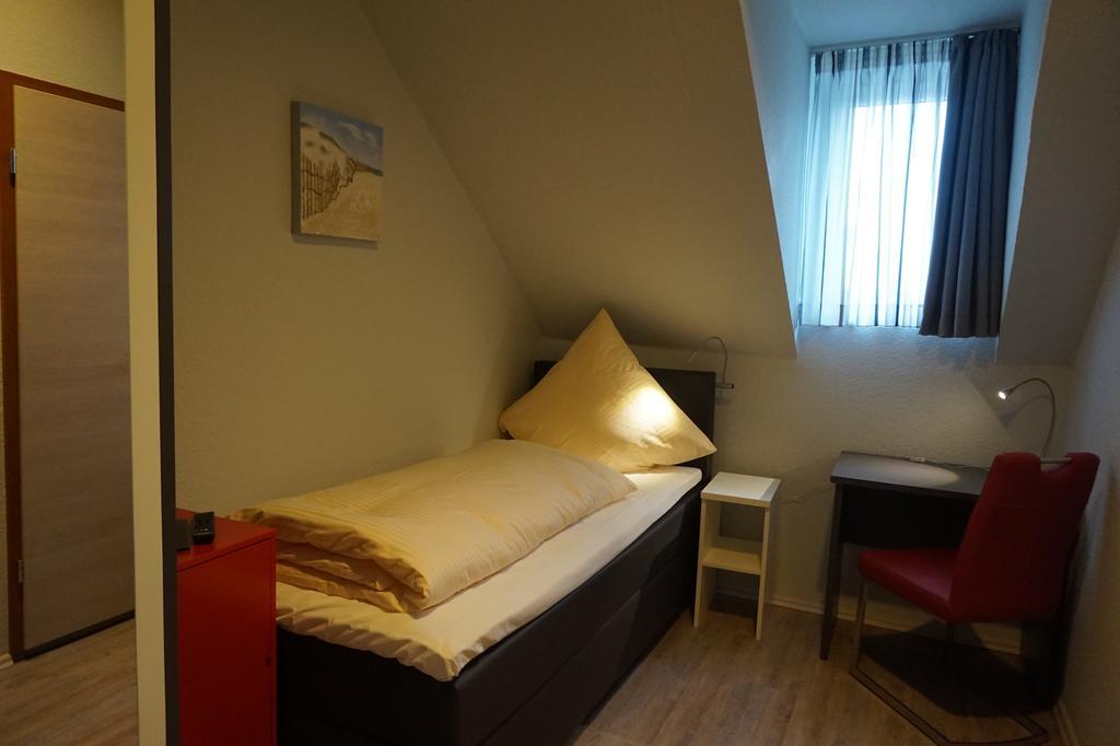 Hotel-Restaurant Grosse-Wilde Bottrop Bagian luar foto