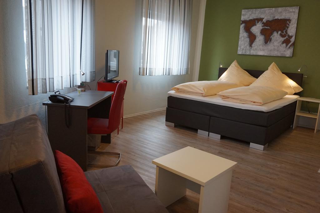 Hotel-Restaurant Grosse-Wilde Bottrop Bagian luar foto